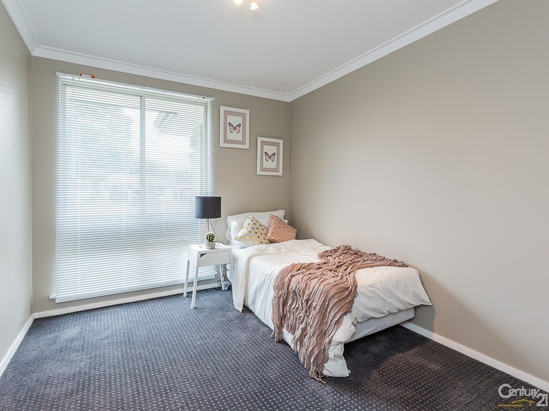 15 Helena Crescent, Thornlie WA 6108