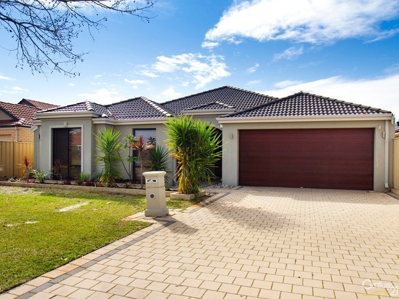 57 Towncentre Drive, Thornlie WA 6108