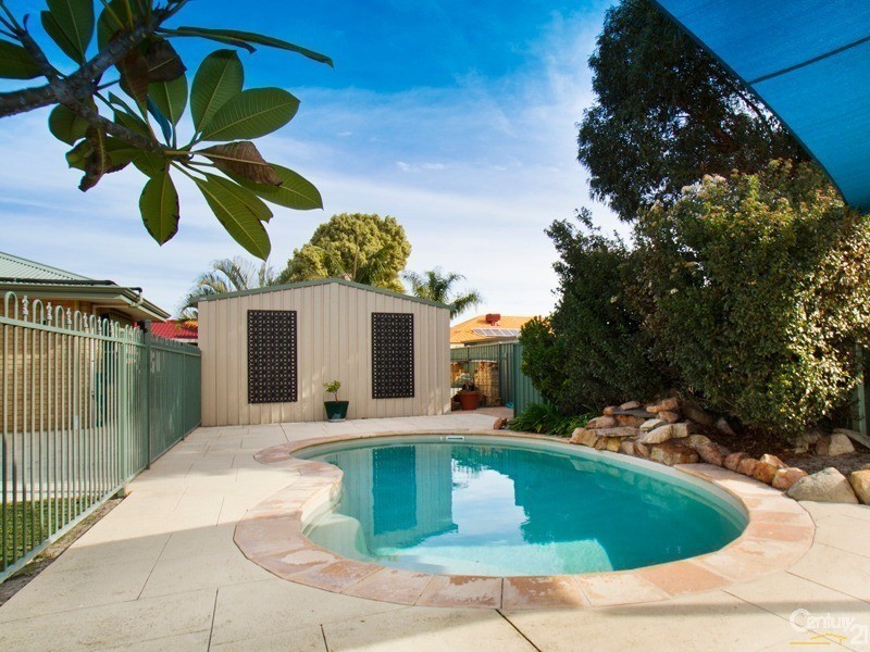 3 Culham Court, Thornlie WA 6108