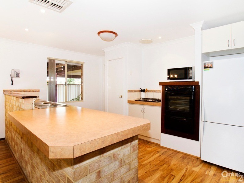 44 Bindoon Loop, Huntingdale WA 6110