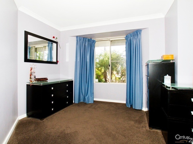 44 Bindoon Loop, Huntingdale WA 6110