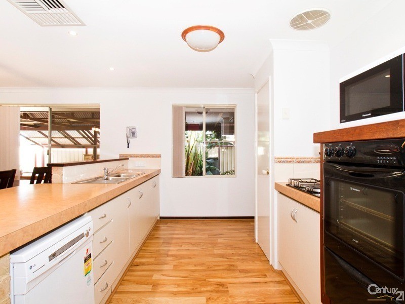 44 Bindoon Loop, Huntingdale WA 6110