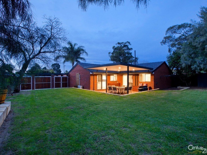 13 McLeish Place, Thornlie WA 6108