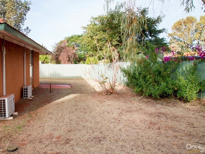 19 Warrambucca Crescent, Newman WA 6753