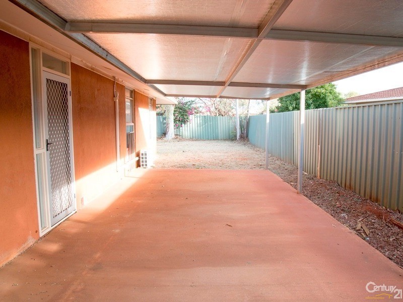 19 Warrambucca Crescent, Newman WA 6753