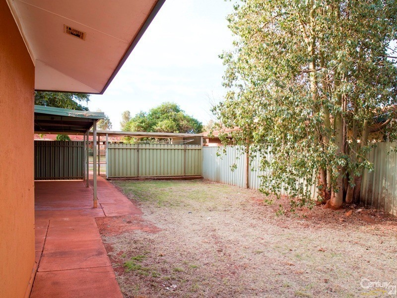 19 Warrambucca Crescent, Newman WA 6753
