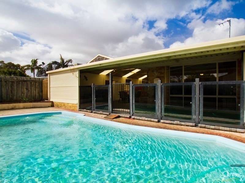 151 Warton Road, Thornlie WA 6108