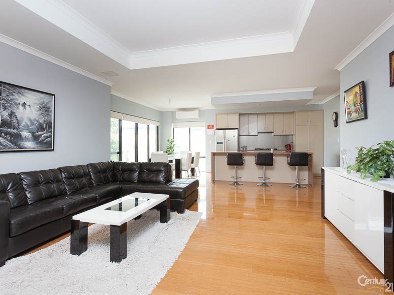 45 Suttor Drive, Success WA 6164