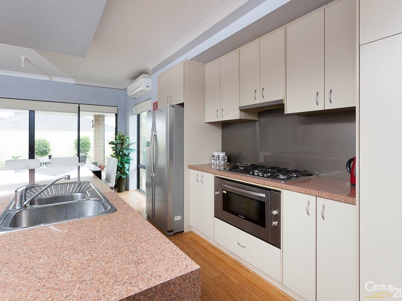 45 Suttor Drive, Success WA 6164