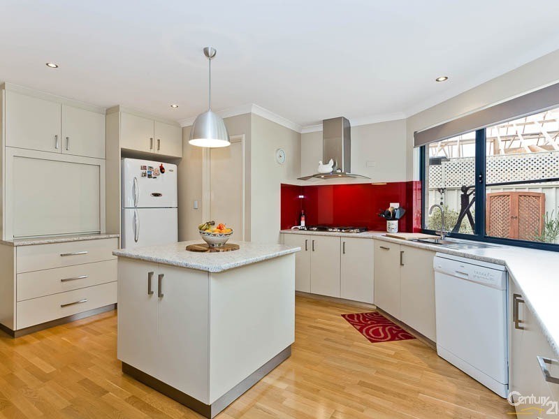 9 Tranquility Place, Maddington WA 6109