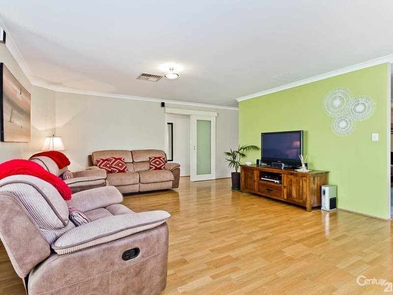 9 Tranquility Place, Maddington WA 6109