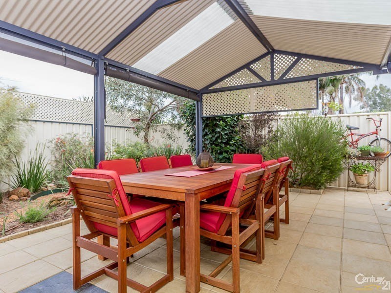 9 Tranquility Place, Maddington WA 6109