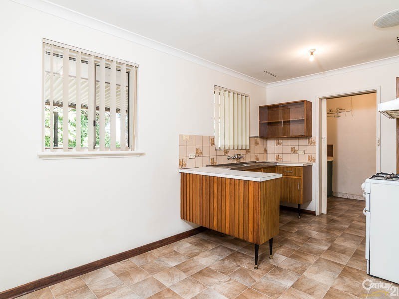 21 Otterden Street, Gosnells WA 6110