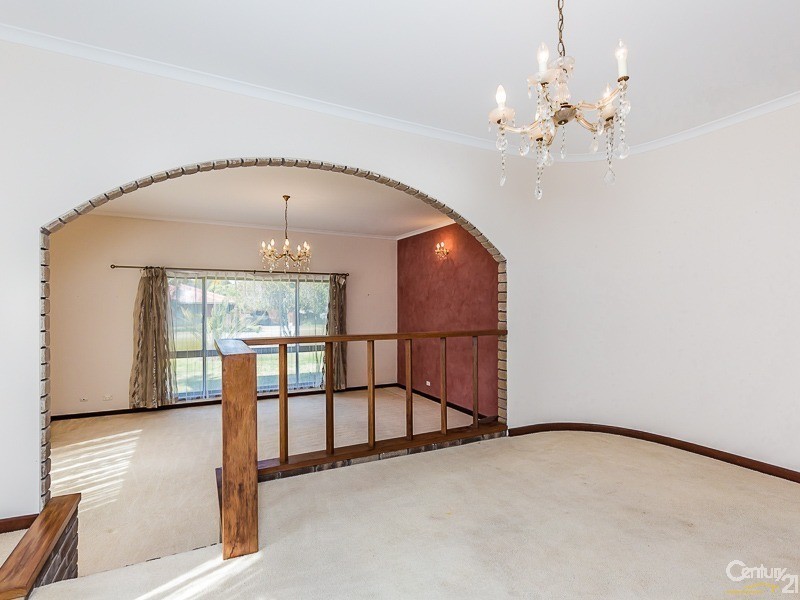 114 Regency Drive, Thornlie WA 6108