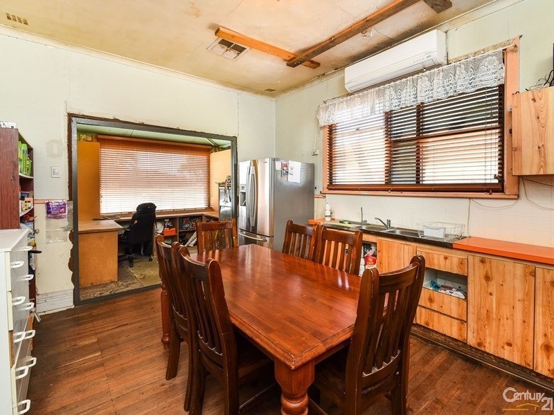 72 Fremantle Road, Gosnells WA 6110