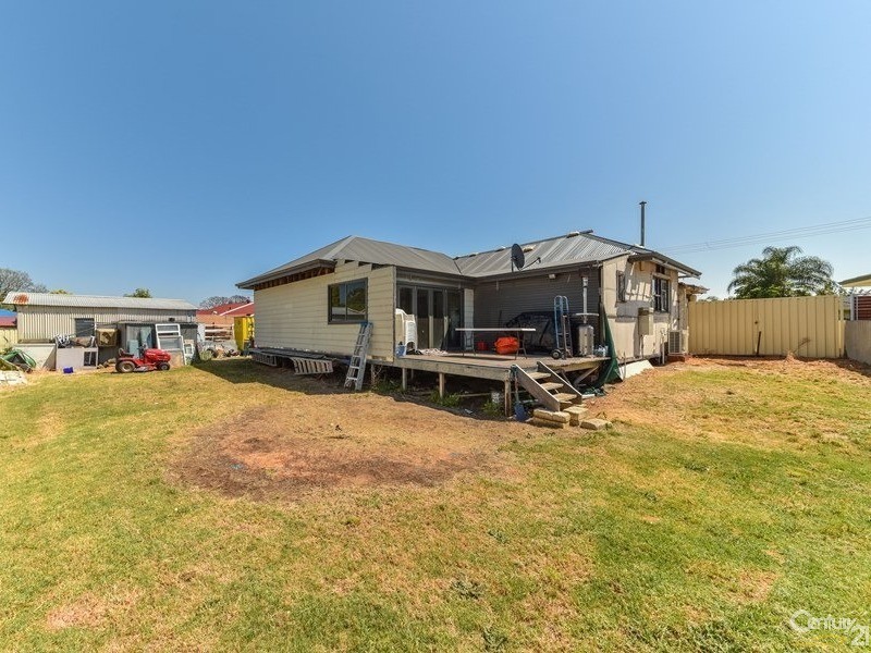 72 Fremantle Road, Gosnells WA 6110