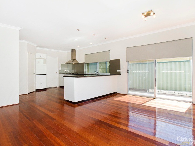 241 Gaebler Road, Aubin Grove WA 6164