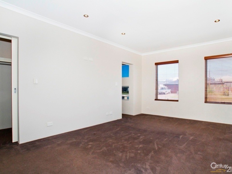 241 Gaebler Road, Aubin Grove WA 6164