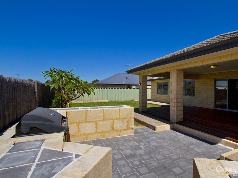 241 Gaebler Road, Aubin Grove WA 6164