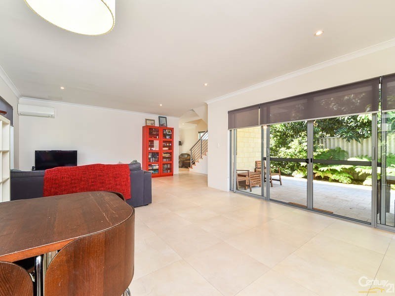 49A Rushton Street, Burswood WA 6100