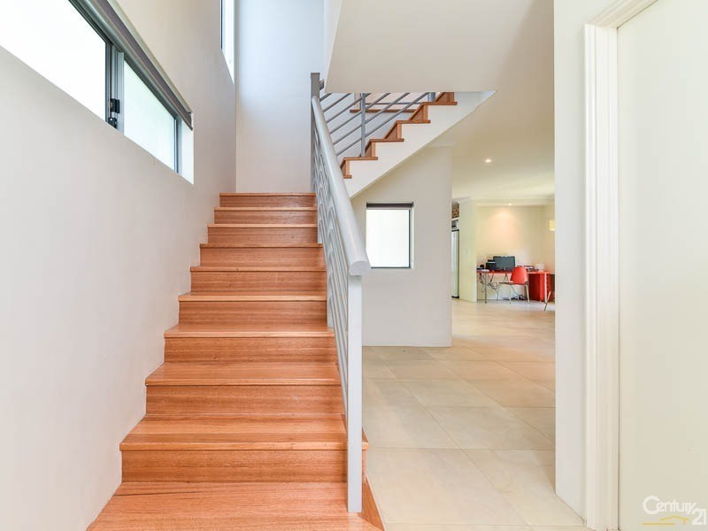 49A Rushton Street, Burswood WA 6100