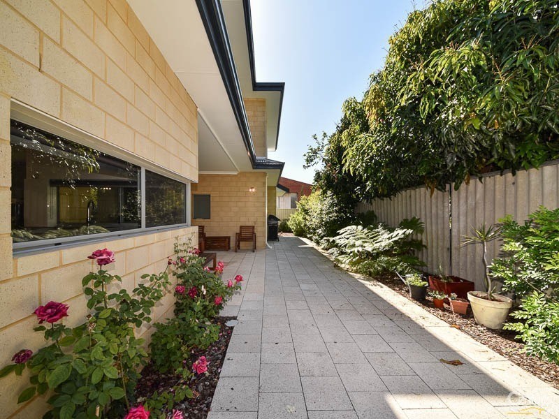 49A Rushton Street, Burswood WA 6100