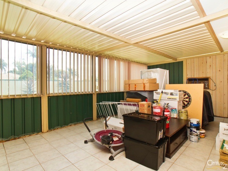 4 Imperial Court, Seville Grove WA 6112