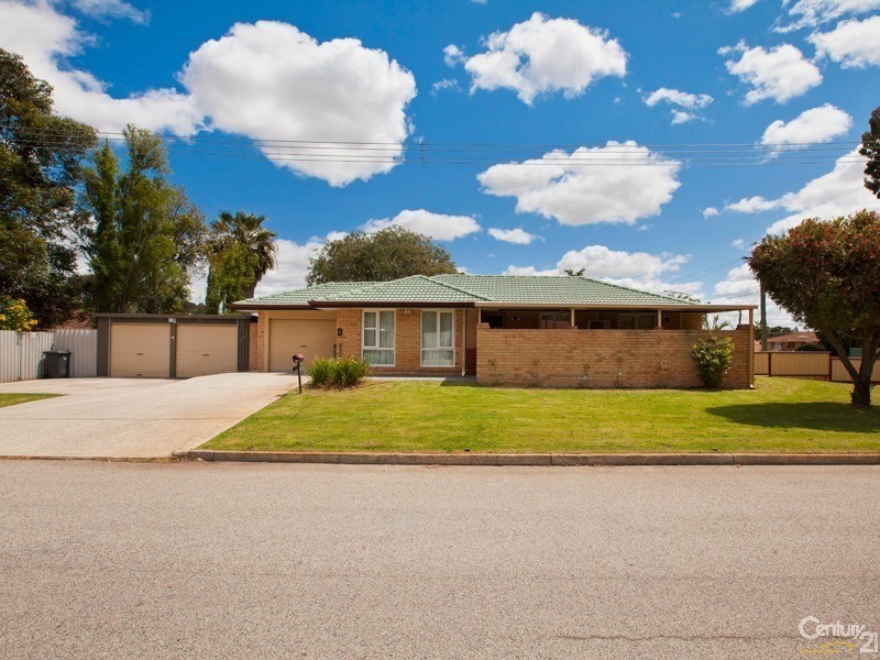 4 Imperial Court, Seville Grove WA 6112