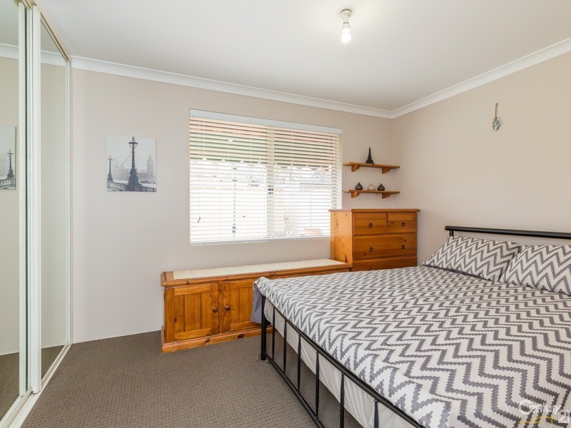 66 Flowerwood Way, Huntingdale WA 6110