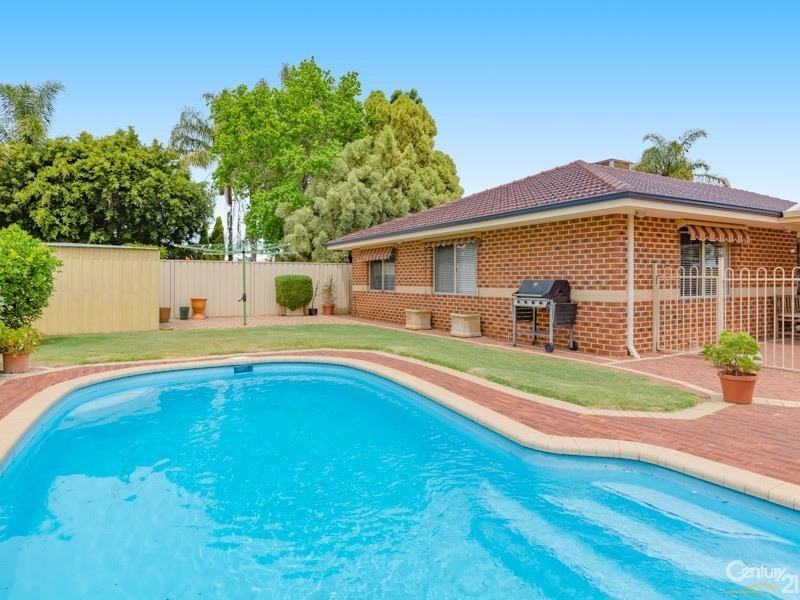 66 Flowerwood Way, Huntingdale WA 6110