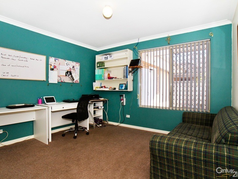 20 Schaffers Place, Thornlie WA 6108