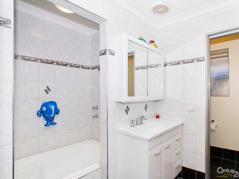 20 Schaffers Place, Thornlie WA 6108