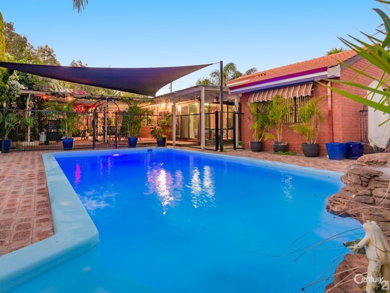 24 Merino Court, Thornlie WA 6108