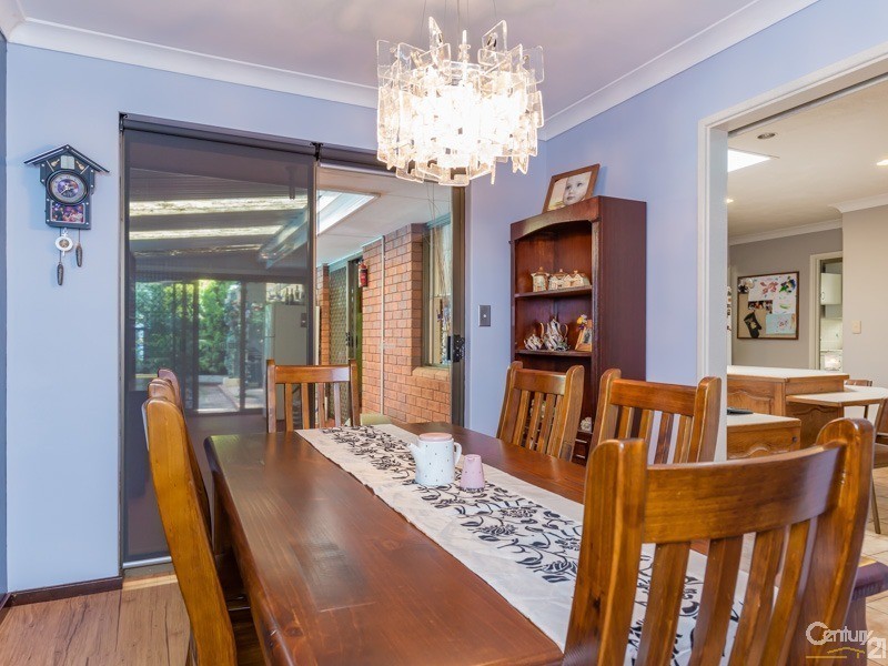 24 Merino Court, Thornlie WA 6108