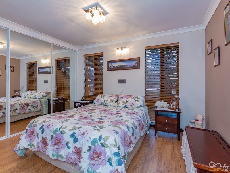 24 Merino Court, Thornlie WA 6108