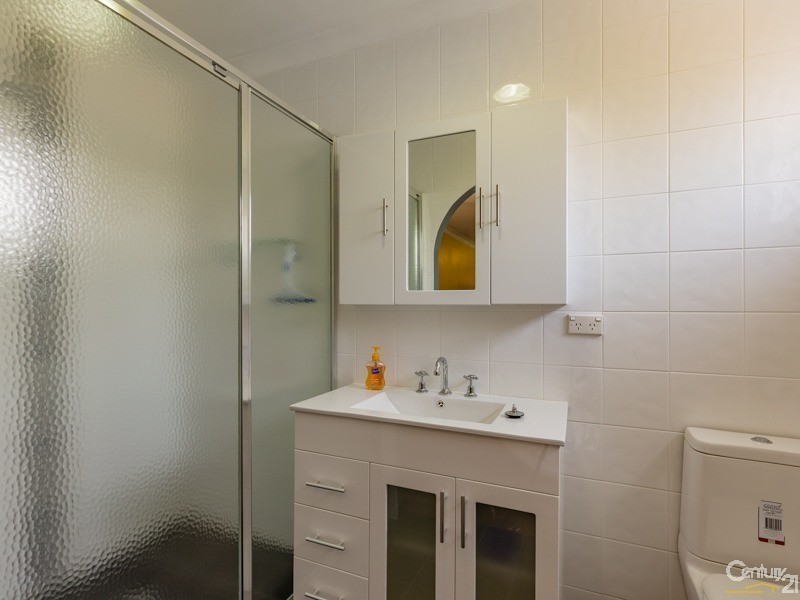 24 Merino Court, Thornlie WA 6108