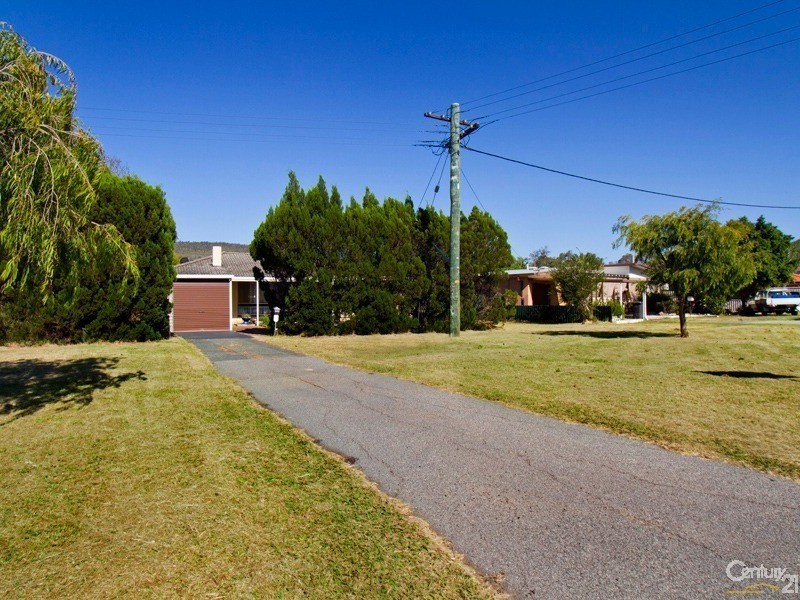13 Mountain View, Kelmscott WA 6111