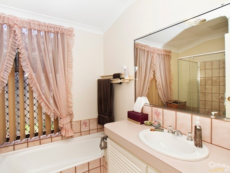 64 Aulberry Parade, Leeming WA 6149