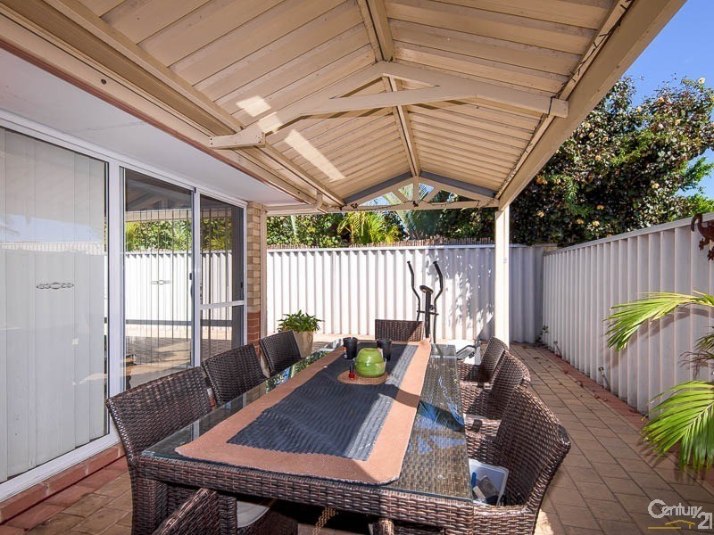 2/3 Bindoon Loop, Huntingdale WA 6110