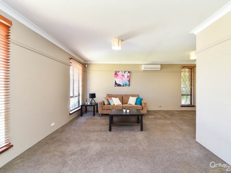 18 Bardwell Street, Thornlie WA 6108