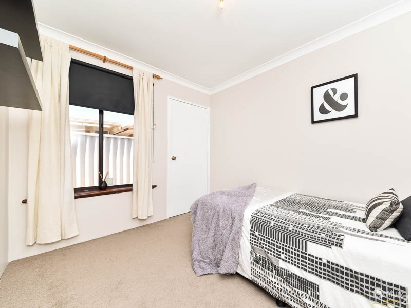 18 Bardwell Street, Thornlie WA 6108