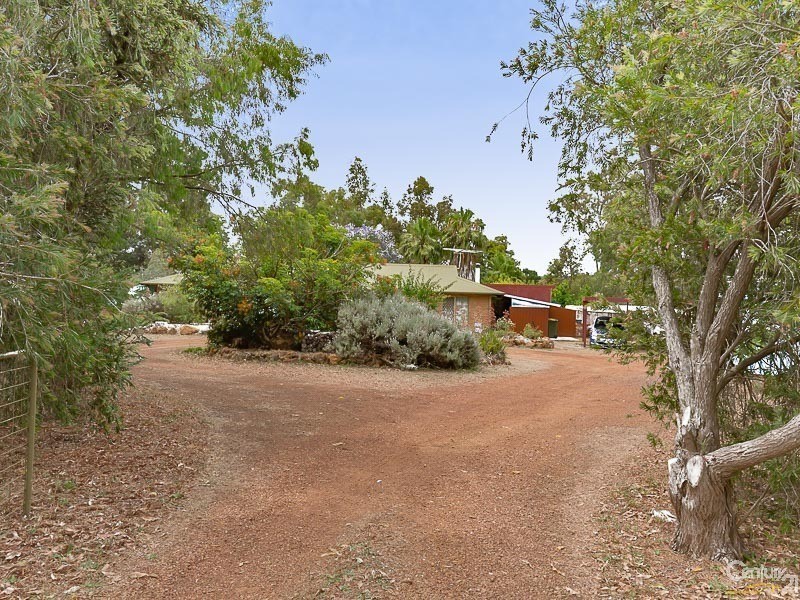 7 Wallangarra Drive North, Bedfordale WA 6112