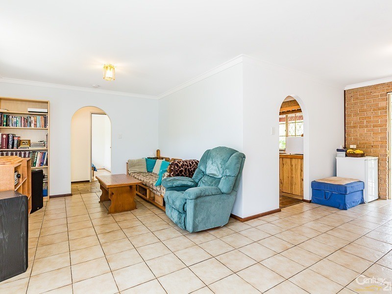 7 Wallangarra Drive North, Bedfordale WA 6112