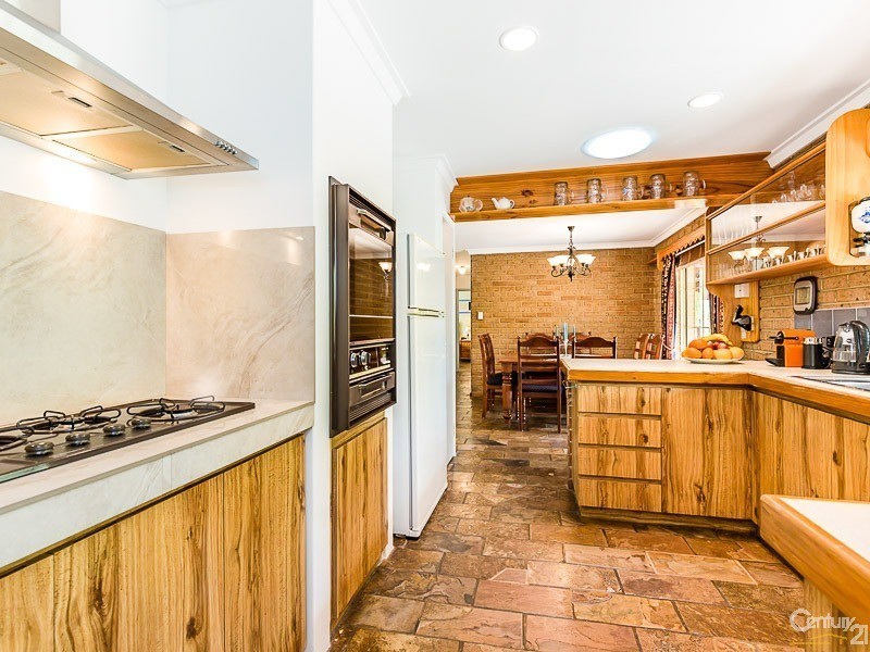 7 Wallangarra Drive North, Bedfordale WA 6112