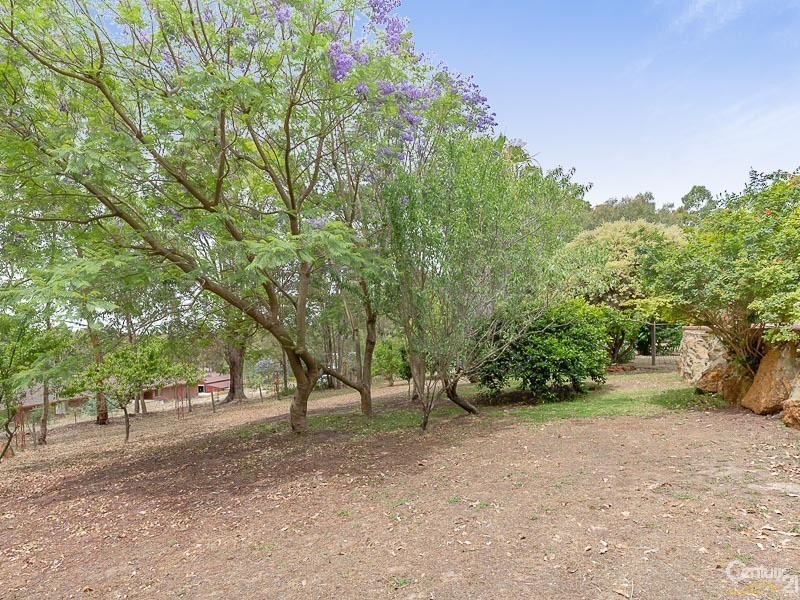 7 Wallangarra Drive North, Bedfordale WA 6112