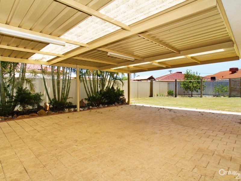 9 Bellbird Avenue, Huntingdale WA 6110