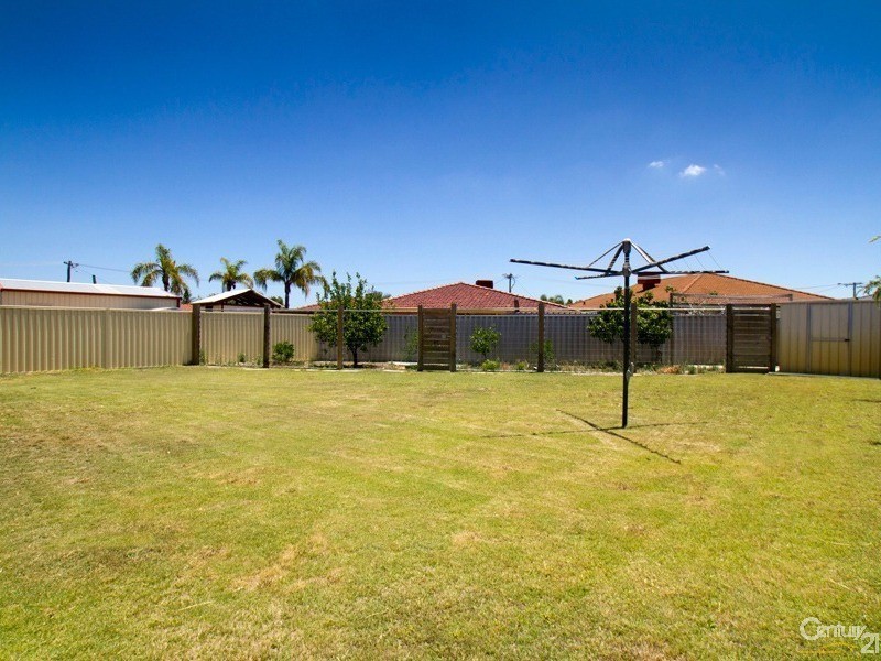 9 Bellbird Avenue, Huntingdale WA 6110