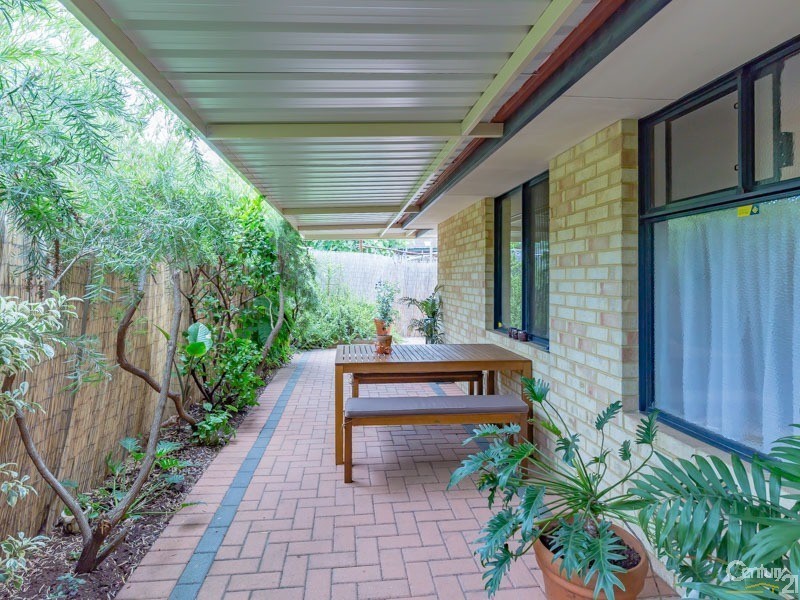 4/19 Bernice Way, Thornlie WA 6108