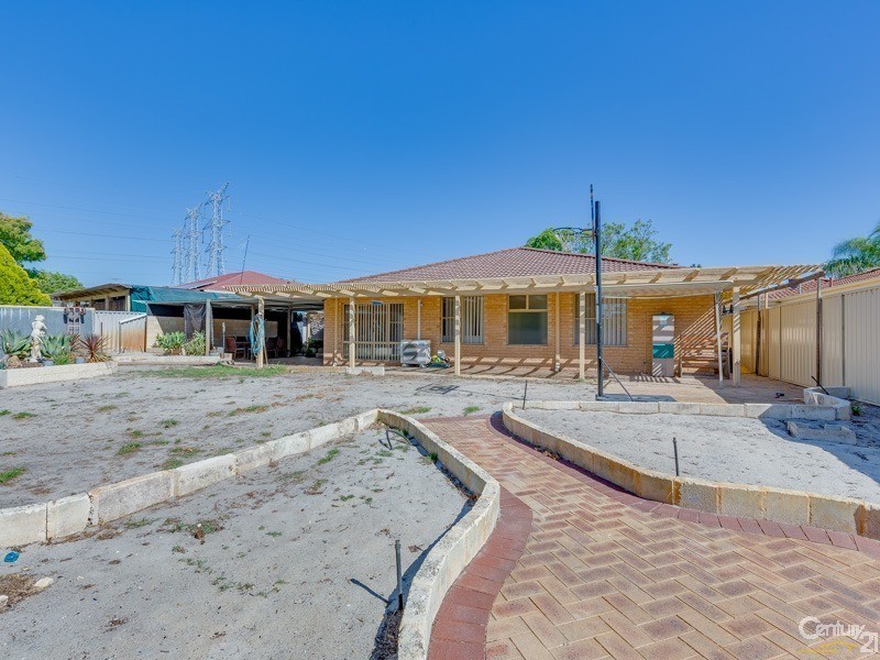 111 Meller Road, Bibra Lake WA 6163