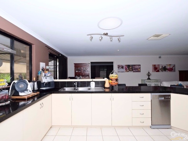 12 Oxburgh Link, Success WA 6164